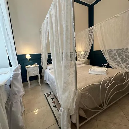 Pantarei 4* Naples