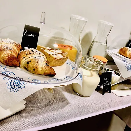 Couette-café Pantarei Naples