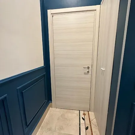 Pantarei Oda ve Kahvaltı Napoli