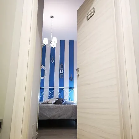 Pantarei Oda ve Kahvaltı Napoli